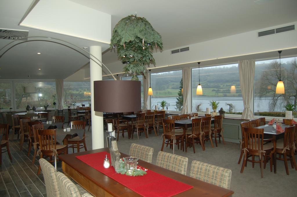Hotel-Ferienwohnungen Cafe Maarblick Шалькенмерен Екстер'єр фото
